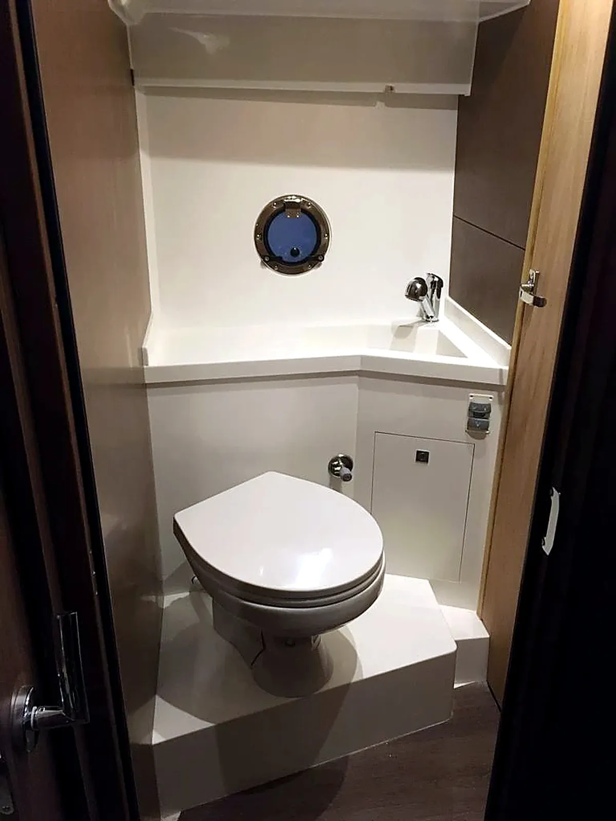 Yat WC Köşe Lavabo Tezgahı – Kaan Mobilya akrilik uygulama